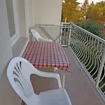 Bor Apartmanhaz *