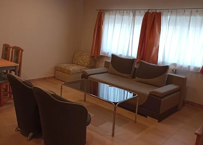 Apartment Bor Apartmanhaz Gyenesdias