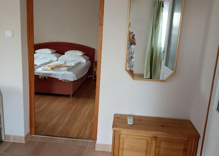 Apartment Bor Apartmanhaz