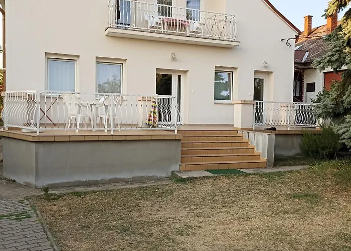Apartment Bor Apartmanhaz *